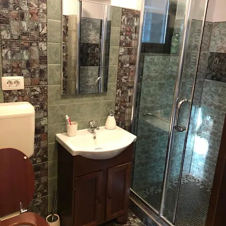 Studio Nocleg ze śniadaniem 3*